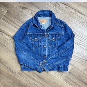 Levi’s 75001-8216 Women S/Girls XL Cropped Denim Trucker Jacket Medium Blue EUC